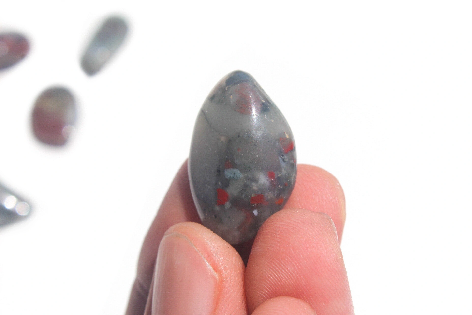 jaspe sanguineo rolado pequeno 3