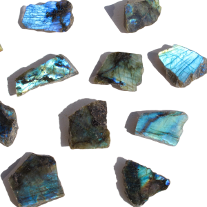 Labradorite Semi-polida Média
